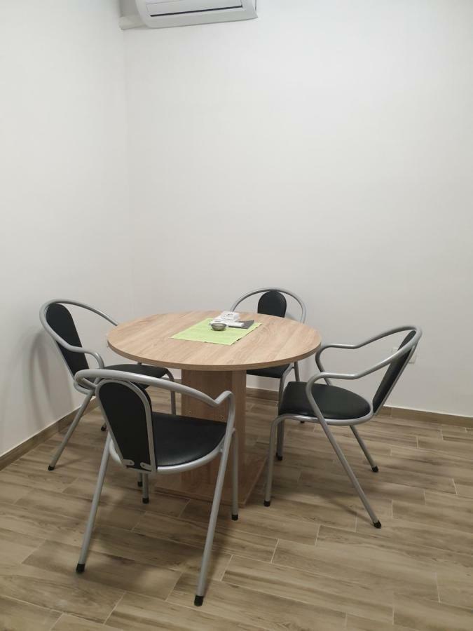 PUY Apartment Damir מראה חיצוני תמונה